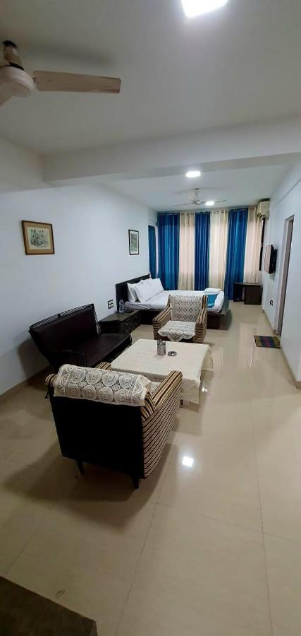 Yoyo Goa, The Apartment Hotel Vagator Buitenkant foto