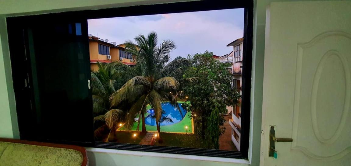 Yoyo Goa, The Apartment Hotel Vagator Buitenkant foto